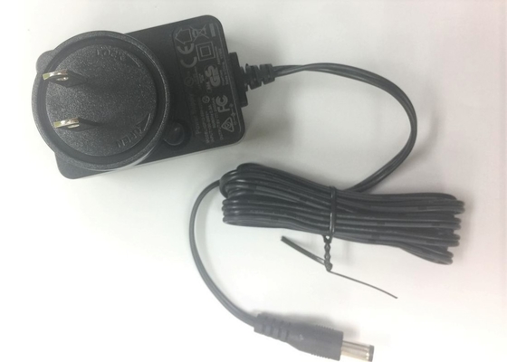 5V2A Interchangeable Plugs Mobile Phone Travel Charger With DC5.5 Mm UL Approved