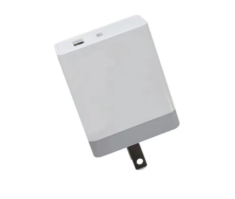 UV Spraying Portable Fast Charger For All Mobiles PD Output Port With US Plug