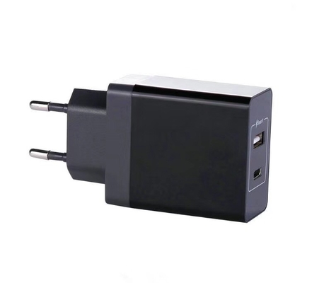 30W White / Black Fast Charging Cell Phone Chargers With AC 100 - 240 V Input