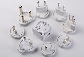 5V1A Multi USB Travel Charger Interchangeable Plug for US UK EU and smart IC Charging