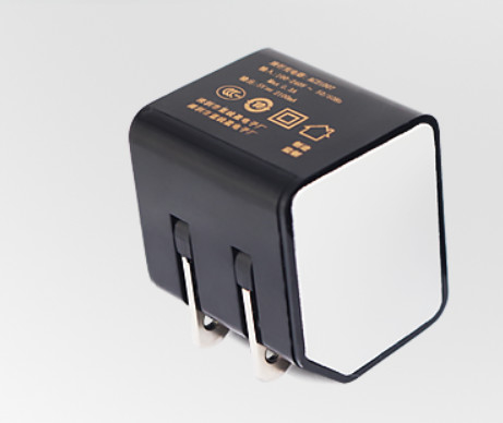 Foldable Plug 2.1 Amp USB Wall Charger Universal Power Adapter For Moto / HTC