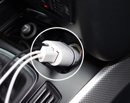 Fast Mobile Phone USB Car Charger 5V 6.3A With Tripple USB Port For iPhone 8