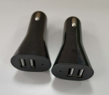 4.8A Lightning Cable Car Charger Dual USB Sockets ABS Material Black Color