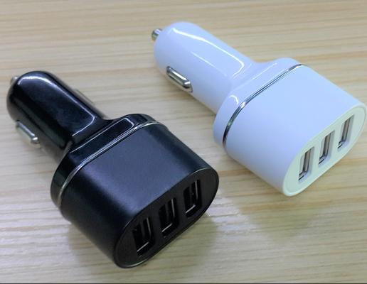 Portable 12V Iphone Car Charger , Lightweight Lightning Fast Car Charger