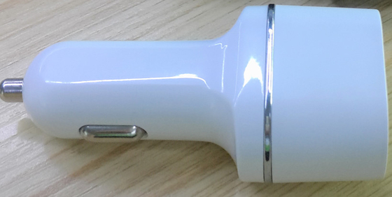 Portable 12V Iphone Car Charger , Lightweight Lightning Fast Car Charger